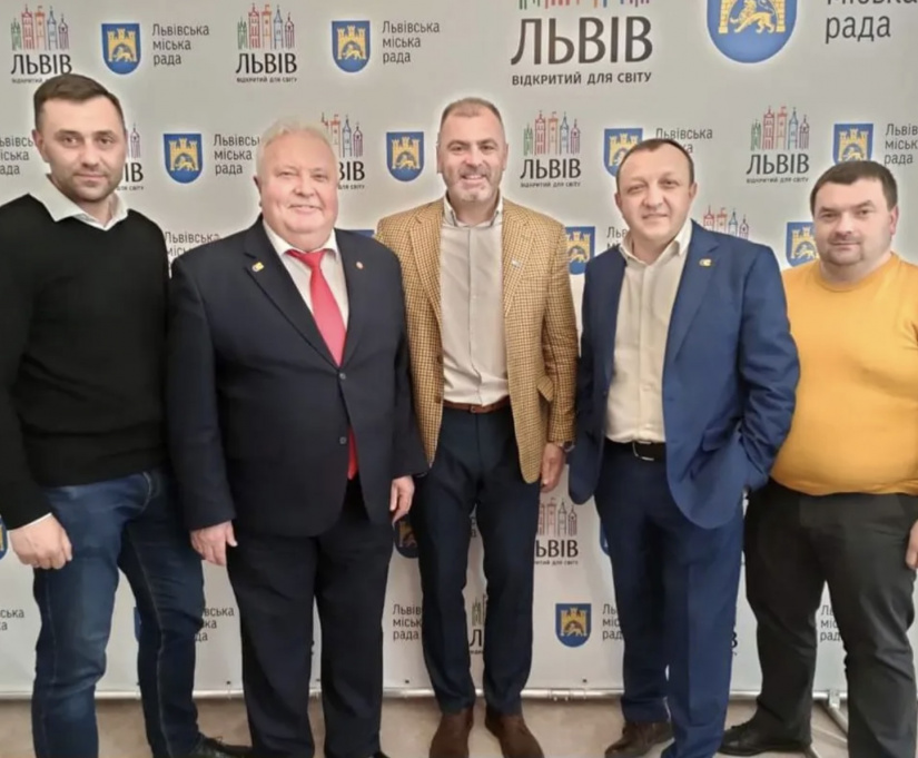 У Львові створили депутатське об’єднання «За духовність, моральність та християнський шлях розвитку»